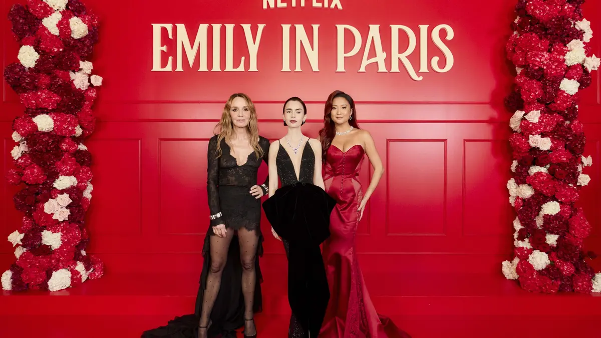 Emily in Paris : Netflix confirme la saison 6, mais la fin de la série se précise