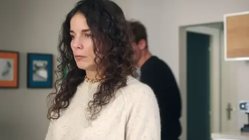 Demain nous appartient : un secret fait vaciller Sara et Roxane. Résumé du 30 janvier 2026