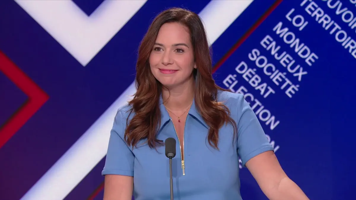 Sarah Knafo, l'ambitieuse, de l'ombre à la lumière. Un documentaire Ligne Rouge sur BFMTV