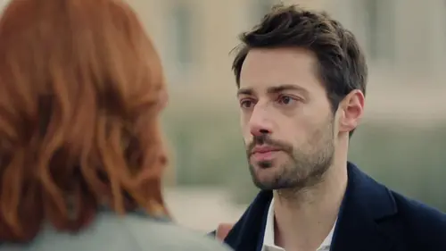 Plus belle la vie en avance : résumé du 15 avril 2026 (spoiler). Un baiser inattendu pour Jennifer.