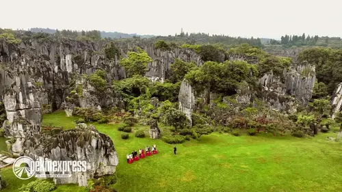 Pékin Express 2026 : ce qui attend les candidats dans la forêt de pierre du Yunnan ce 24 avril