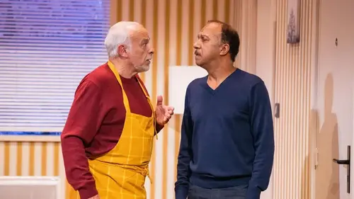 Le Duplex sur France 2 : une comédie de théâtre mordante sur les querelles de voisinage