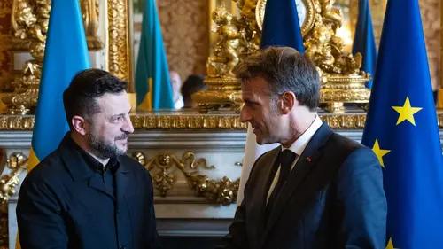 C dans l’air : Macron muscle son dernier 14-Juillet (14 juillet 2026)