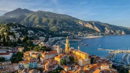Zone interdite : comment la Côte d’Azur veut reconquérir les ultra-riches