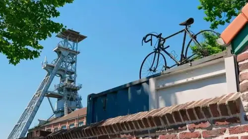 Paris-Roubaix, Tour de France et mémoire minière… Le Nord raconté à vélo sur France 5