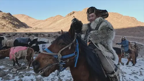 Les Routes de l’impossible : le périple glacial d’une famille nomade en Mongolie
