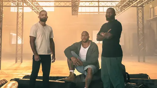 Benoît Saint Denis, Ciryl Gane et Cédric Doumbé réunis dans la nouvelle émission MMA de Netflix