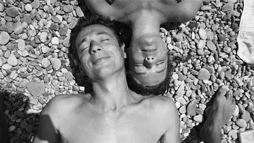 Montand est à nous : amours, succès et engagements... le destin hors norme d’Yves Montand
