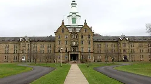 Nick Groff: en terrain hanté S01E03 L'asile Trans-Allegheny