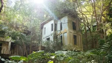 L'Abandoned Park Hotel