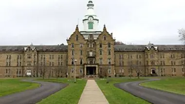 Nick Groff: en terrain hanté S01E03 L'asile Trans-Allegheny