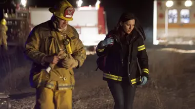 Night Shift S02E07 Petites cachoteries