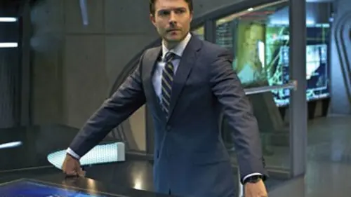 Nikita S03E01 Hongkong connection