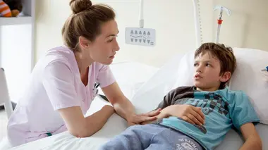 Nina S01E01 La rentrée