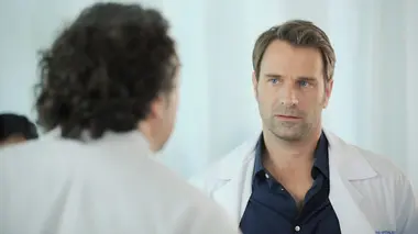 Nina S02E07 Maternités