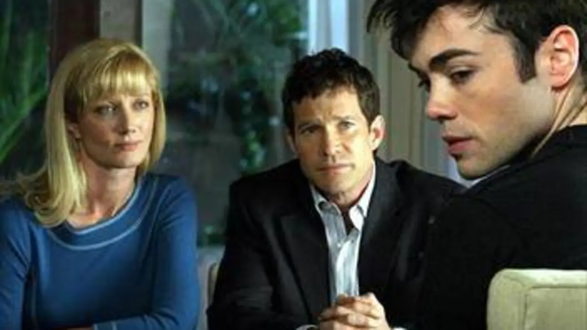Nip / Tuck S02E02 Auto-rhinoplastie