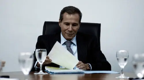 Nisman : le procureur, la présidente et l'espion Dans le labyrinthe