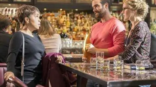 No Tomorrow S01E03 Show devant