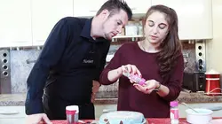 Norbert, commis d'office Brian et son risotto / Anahid et le chocolat