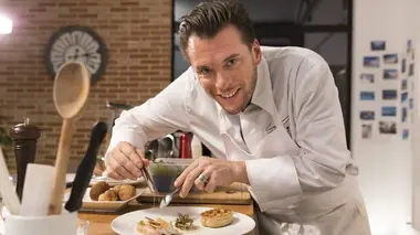 Norbert, commis d'office Émilie et sa blanquette de veau / Faustine et son burger