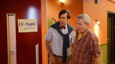 Nos chers voisins S04E01 Nos chers voisins fêtent les vacances