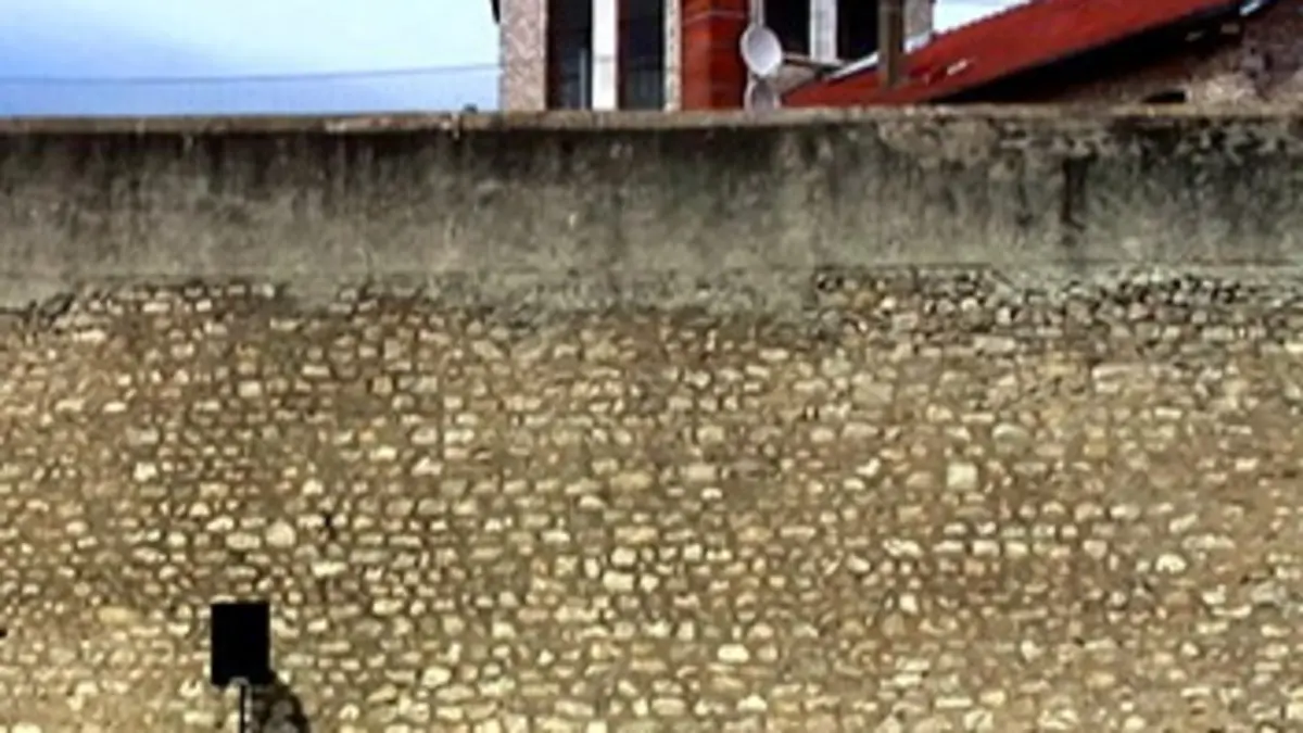 Nos jours, absolument, doivent être illuminés