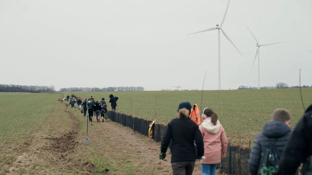 Nos mains dans la terre, l'aventure des enfants et des arbres Notre sol, un trésor à protéger