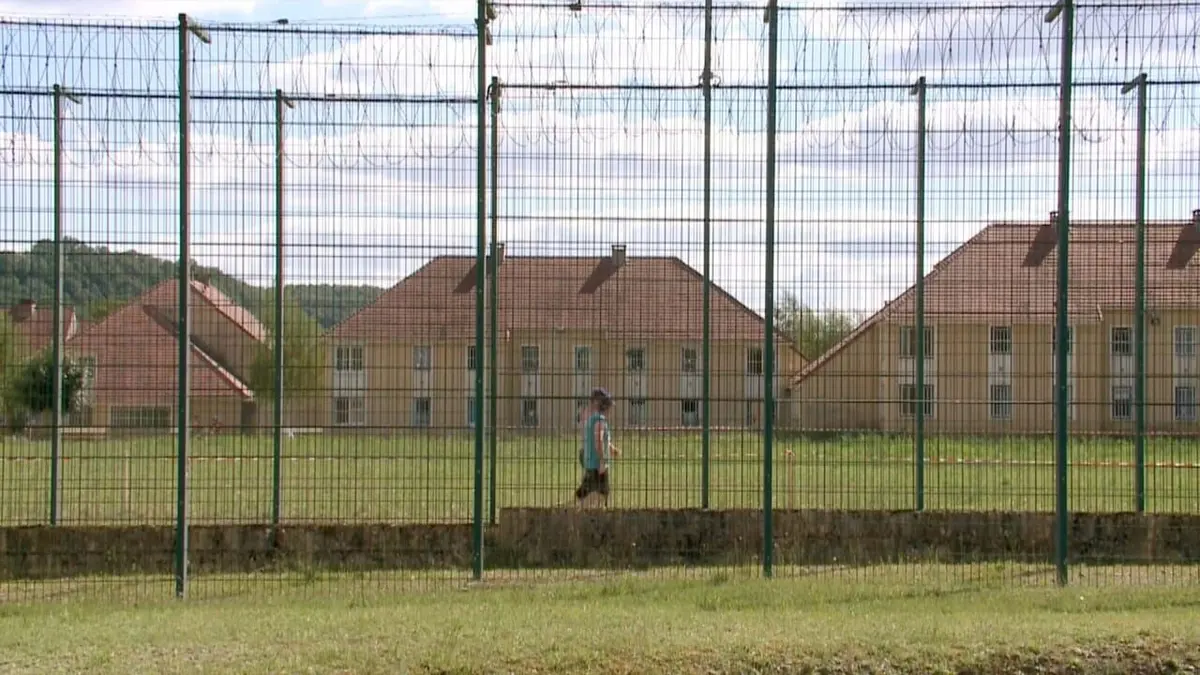 Nos voisins les détenus