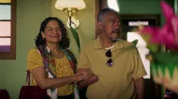 Notre petite ambassade S01E03 Qui sème le séisme…