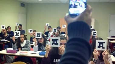 Nous demain E01 Demain, nos enfants iront-ils encore à l'école ?