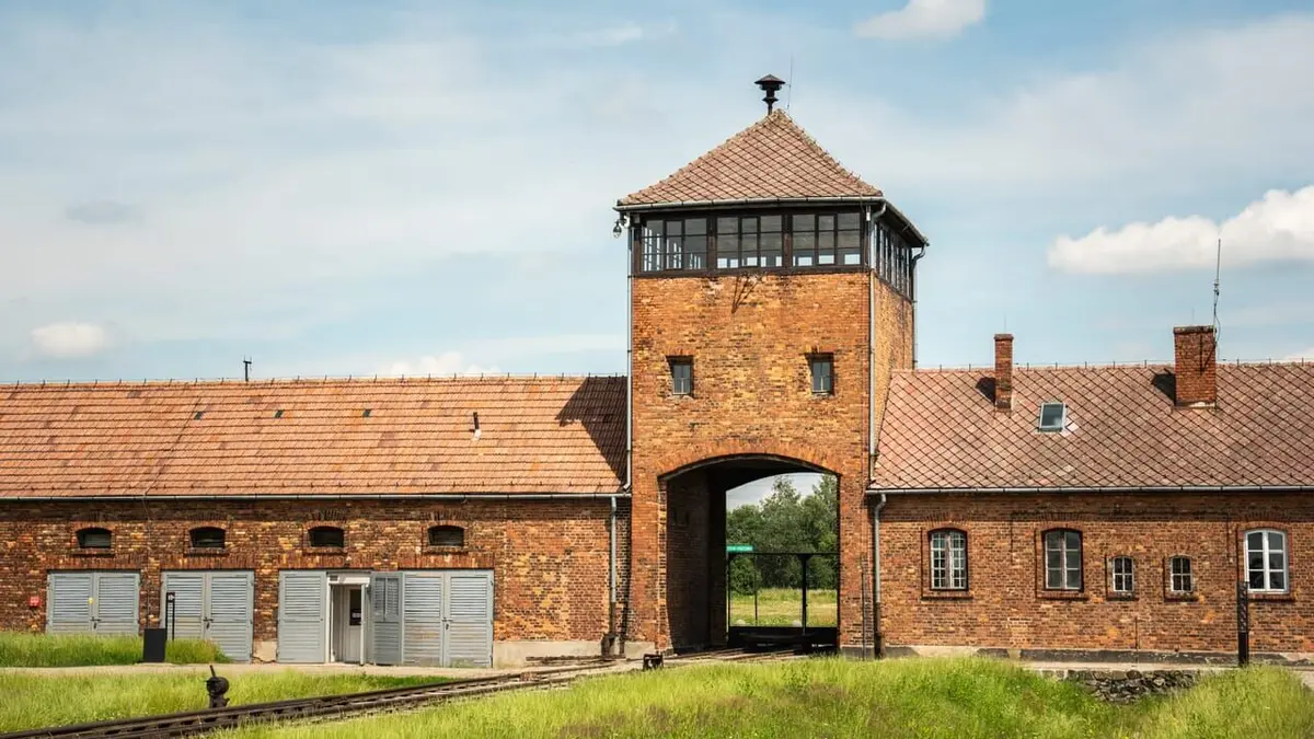 Nous, les Européens Auschwitz : les gardiens de la mémoire