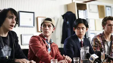 Nowhere Boys S02E06 Entre deux mondes : Un nouveau voyage