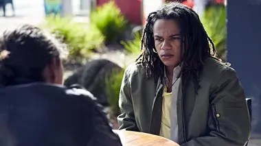 Nowhere Boys S03E04 Entre 2 lunes : Retour dimensionnel