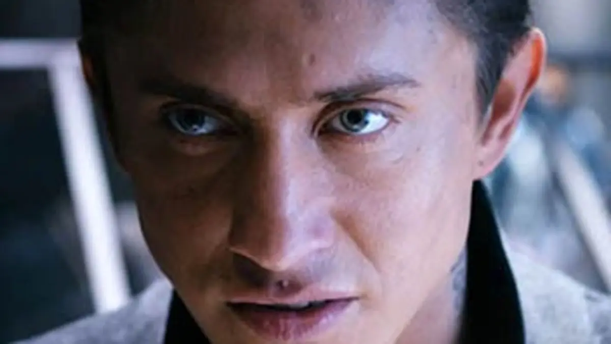 Dark World : Equilibrium S01E07