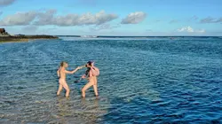 Nus et culottés  Objectif Hautes-Alpes : concerto pour un glacier