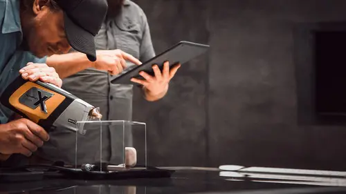 Objets retrouvés S01E07 Le couteau Bowie