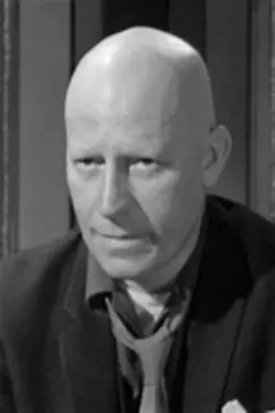 Photo Oliver MacGreevy