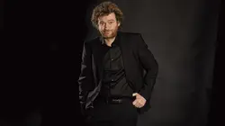 Sur Comédie+ à 21h12 : Olivier de Benoist : Très, très haut débit