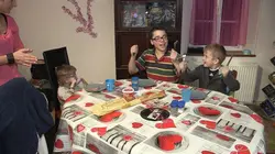 On a échangé nos mamans S01E05 Nathalie et Valérie