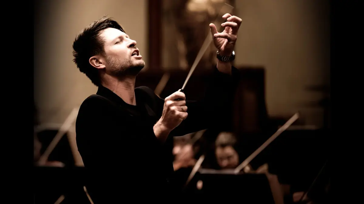 Orchestre Philharmonique de Varsovie, Krzysztof Urbański : Mozart, Górecki