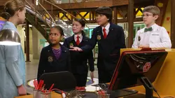 Organisation super insolite S01E23 La synchronite