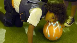 Organisation super insolite  S02E09 Oeuf dur ou oeuf doux