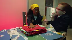 Organisation super insolite S02E10 Équipe de nuit