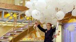 Organisation super insolite S02E21 Fête d'adieu insolite