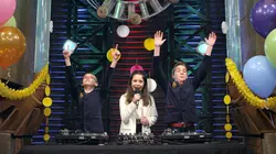 Organisation super insolite  S02E27 Jour de lenteur