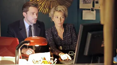 Origines S01E04 Le fils de la lune