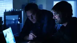 Ovnis : enquêtes secrètes  Griffes dans la nuit