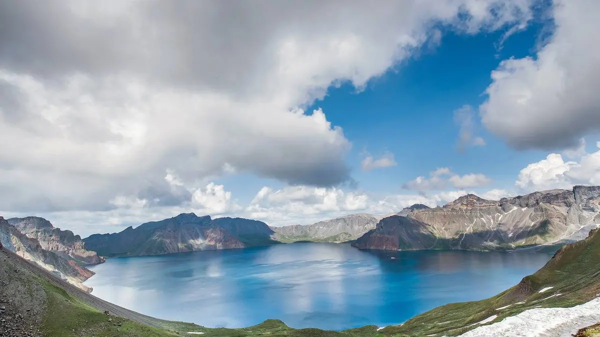 Paektu, une montagne entre Chine et Corée