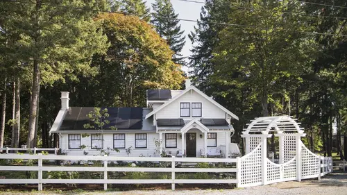 Pamela Anderson : mission rénovation S01E02 Entrez à vos risques et périls !