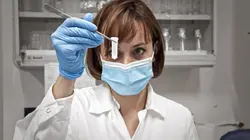 Pandémie, sur les traces du virus